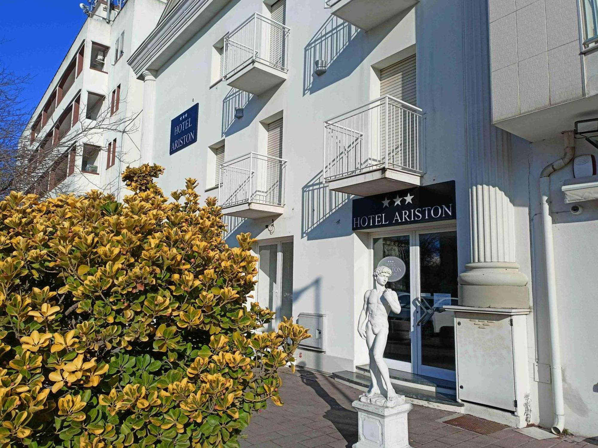 Hotel Ariston Imperial Porto Garibaldi Ngoại thất bức ảnh